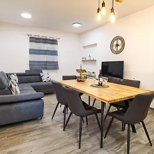  Apartment Nova Croatia